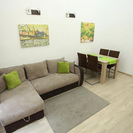 d.Five Superior Loft at Basilica Lejlighed Budapest Eksteriør billede
